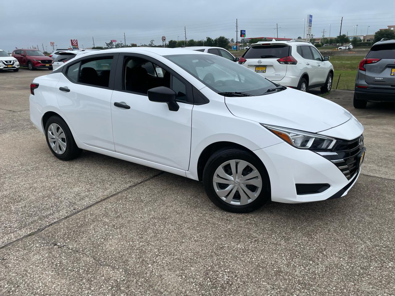 Nissan Versa S CVT 2023