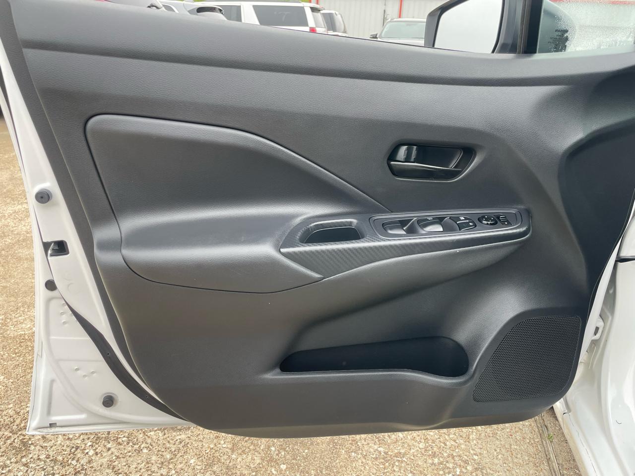 Nissan Versa S CVT 2023