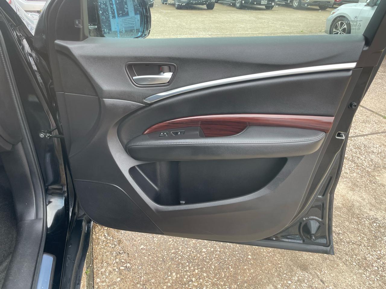 Acura MDX FWD 4dr Tech Pkg 2015