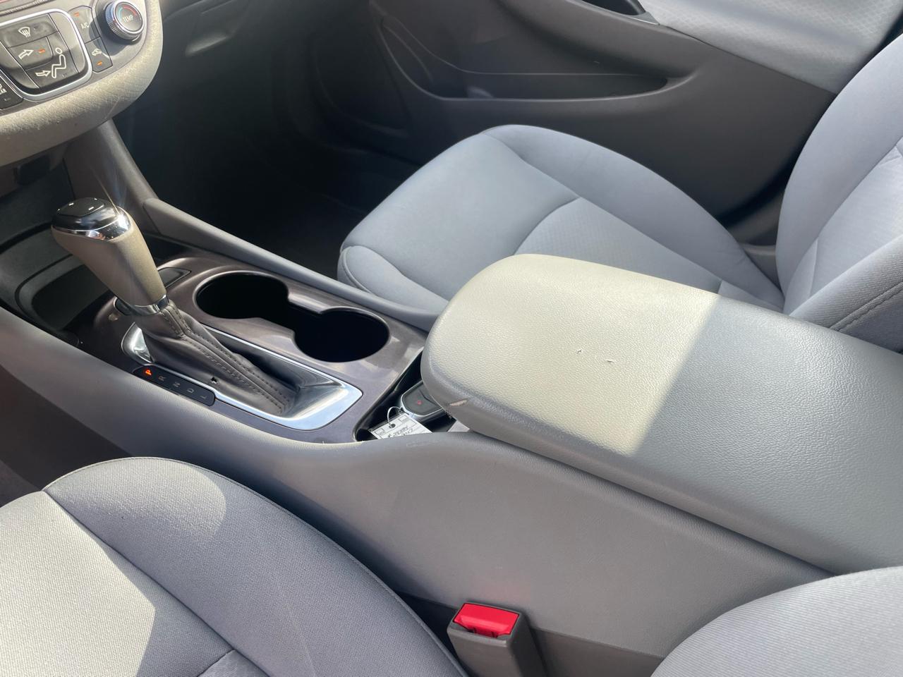 Chevrolet Malibu 4dr Sdn LS w/1FL 2017