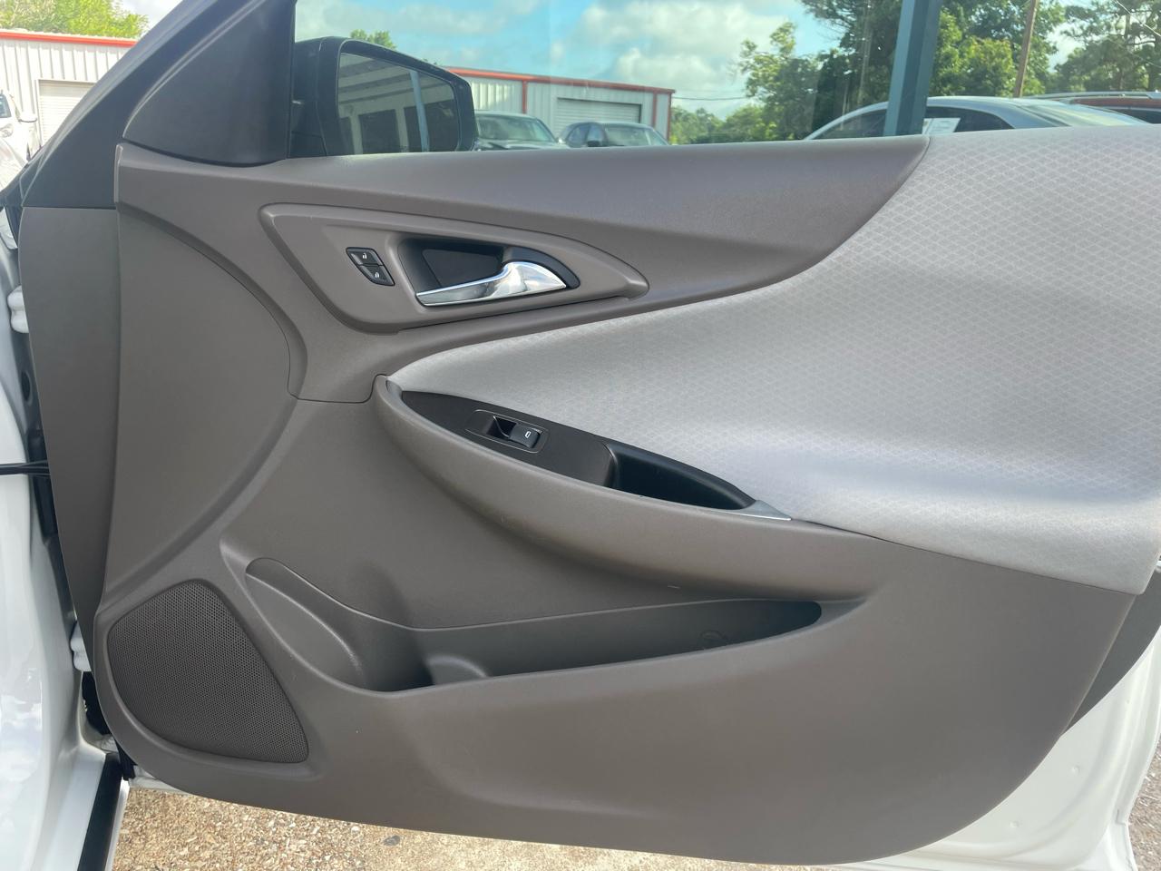 Chevrolet Malibu 4dr Sdn LS w/1FL 2017