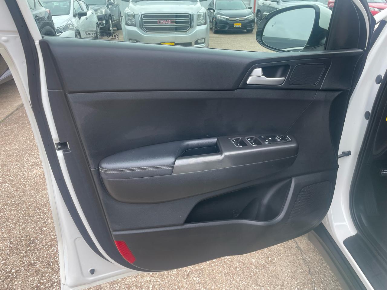 Kia Sportage LX FWD 2020