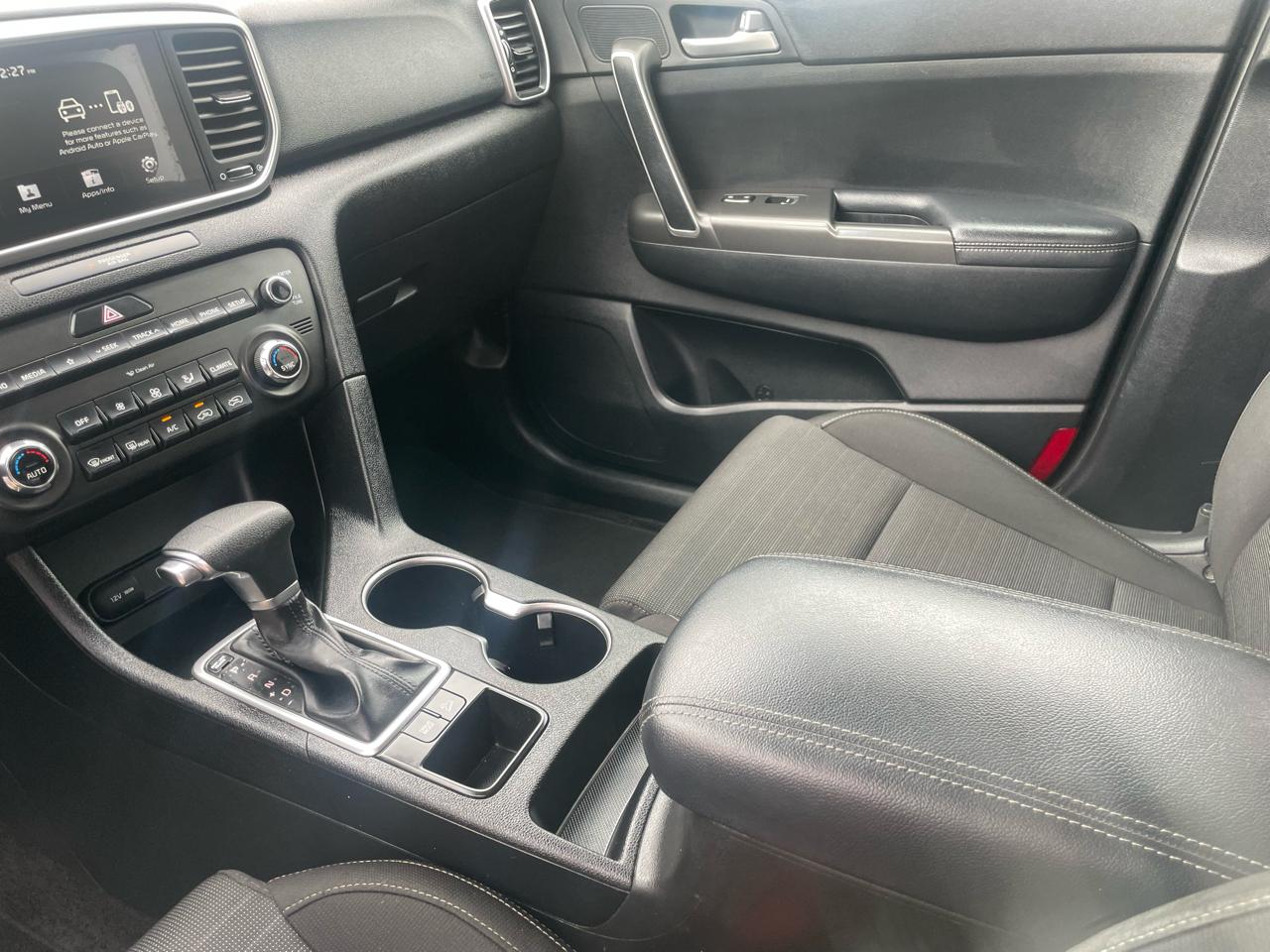 Kia Sportage LX FWD 2020