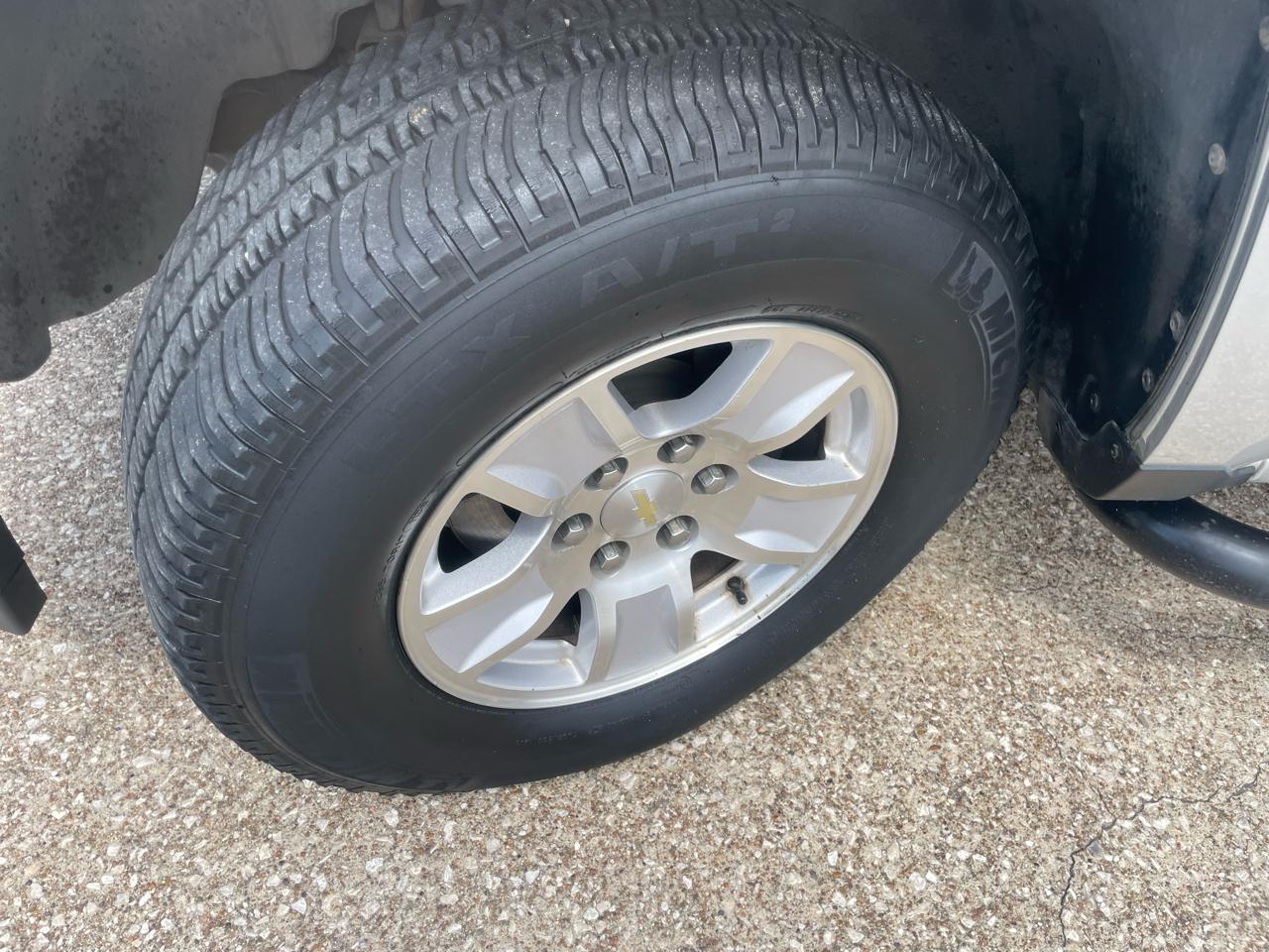 Chevrolet Silverado 1500 2WD Crew Cab 143.5" LT w/1LT 2018