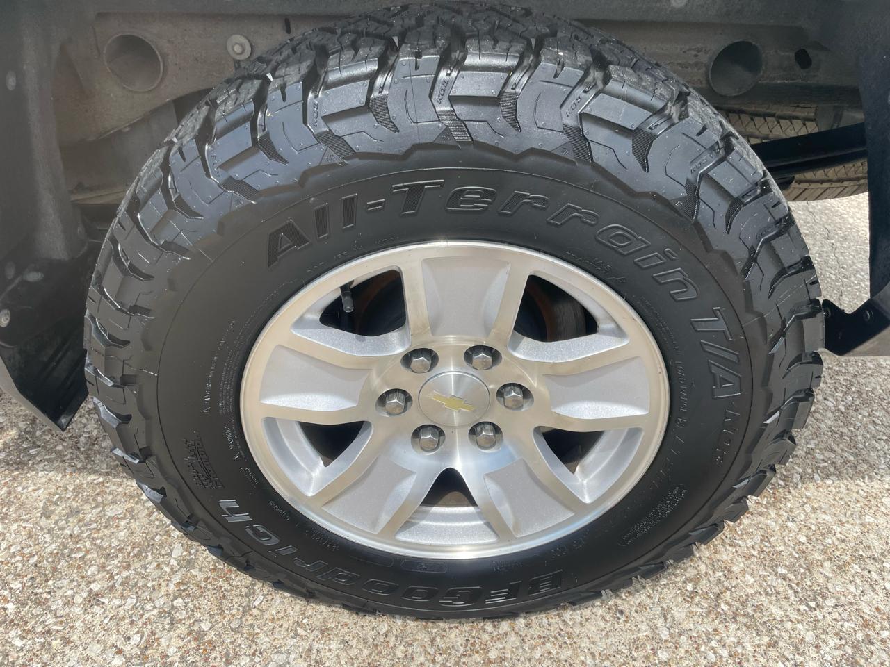 Chevrolet Silverado 1500 2WD Crew Cab 143.5" LT w/1LT 2018