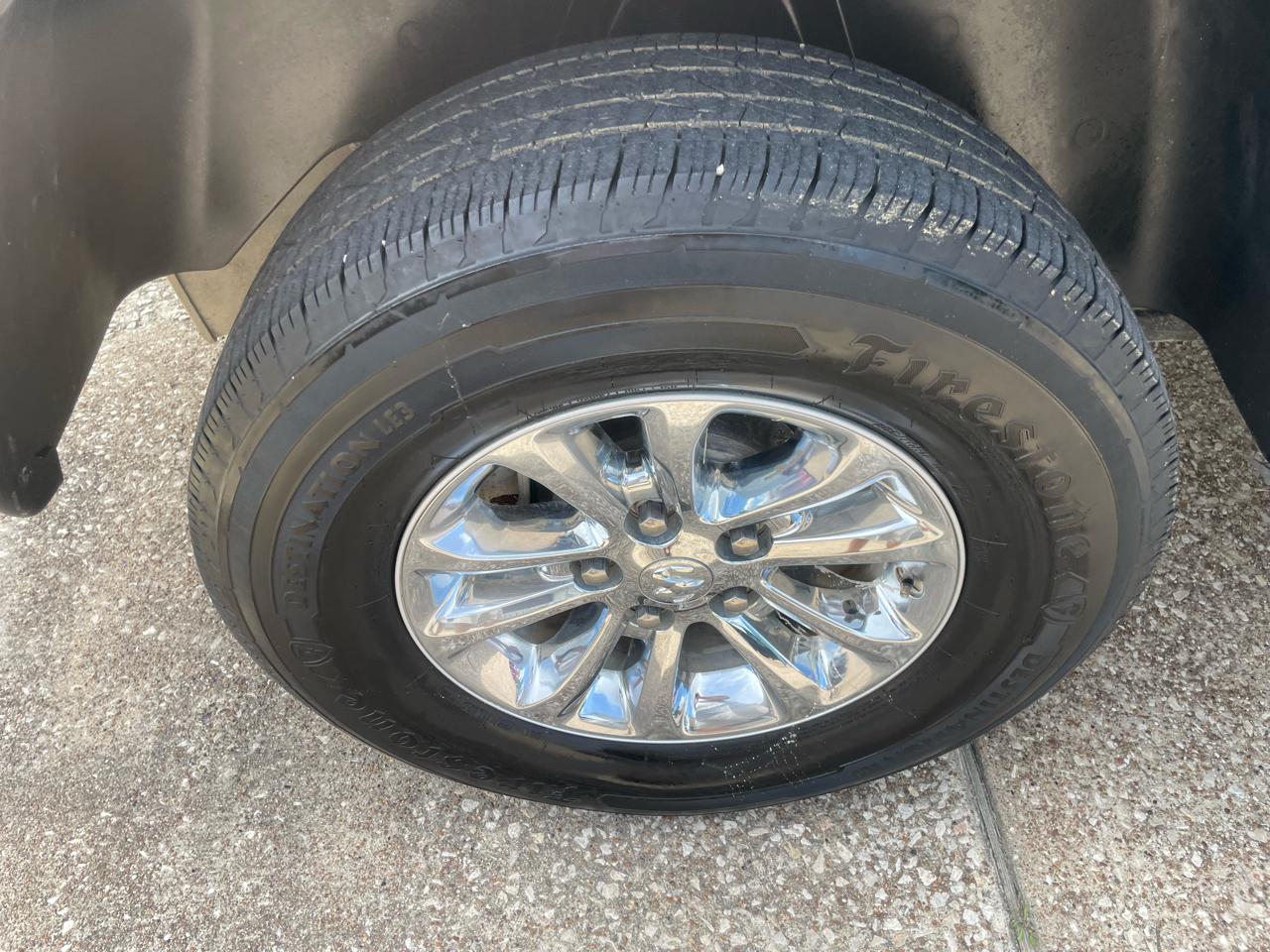 RAM 1500 4WD Crew Cab 140.5" Lone Star 2016