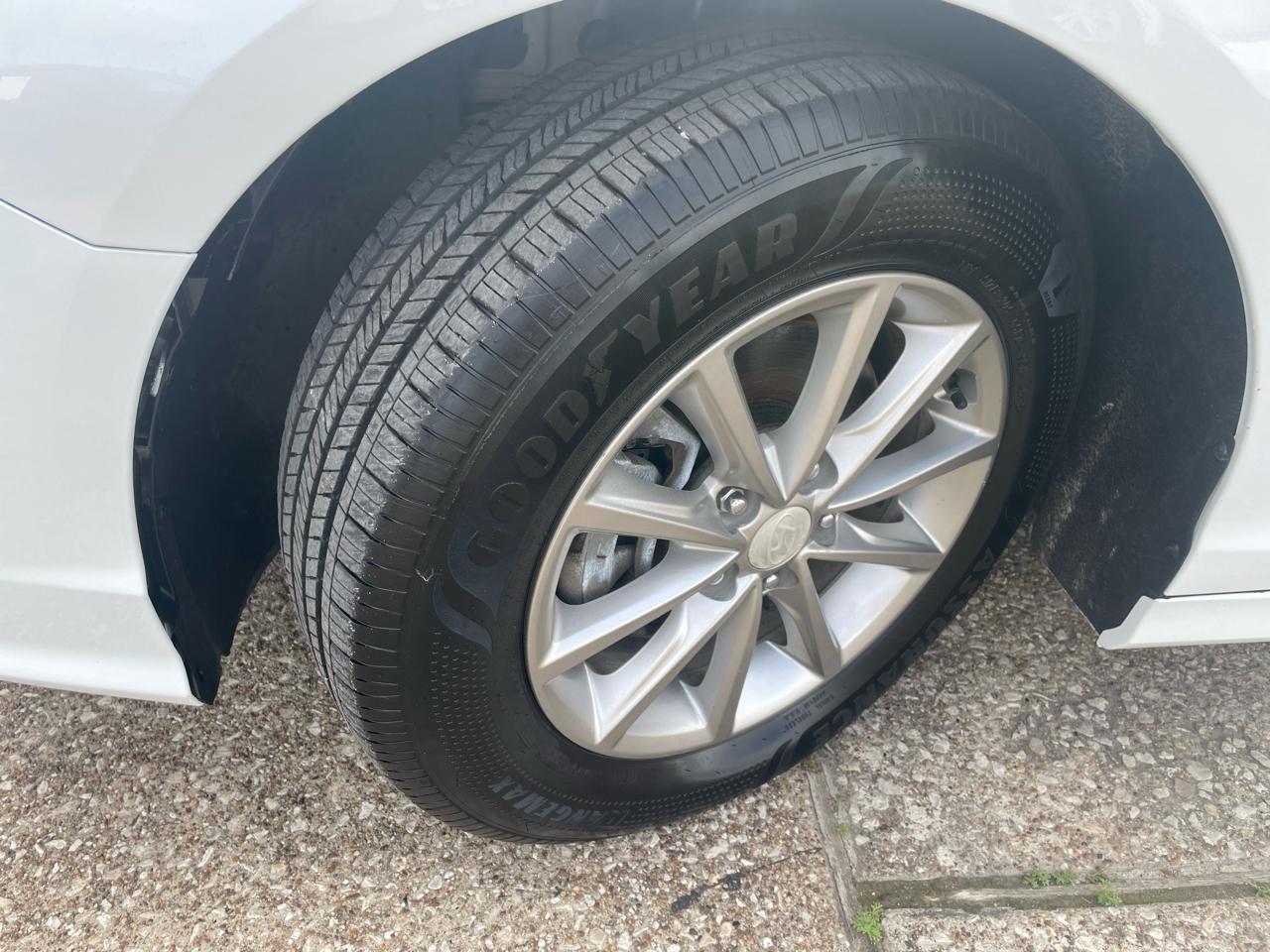 Hyundai Sonata SE 2.4L 2019