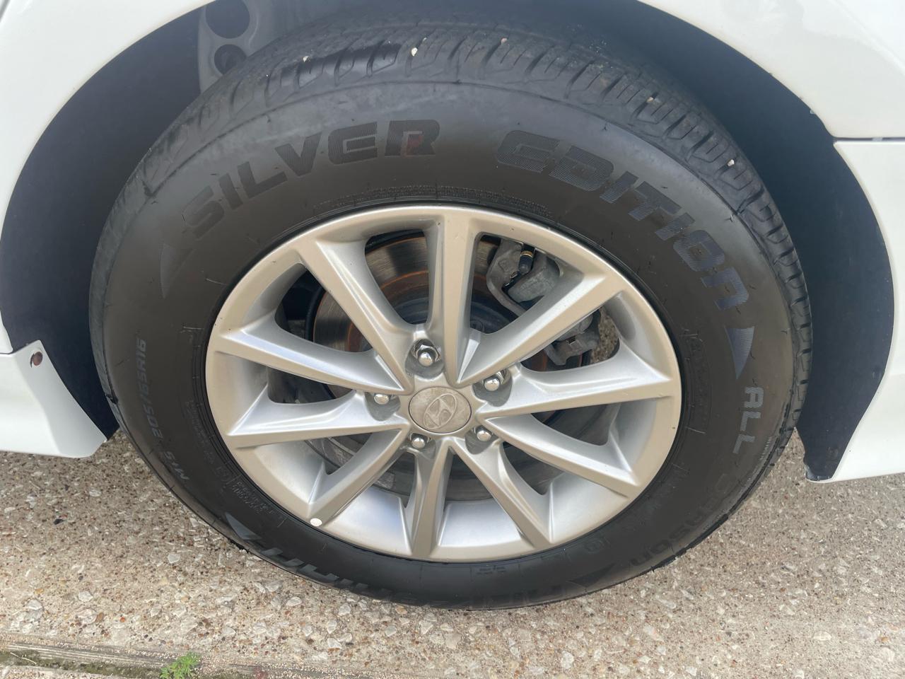 Hyundai Sonata SE 2.4L 2019