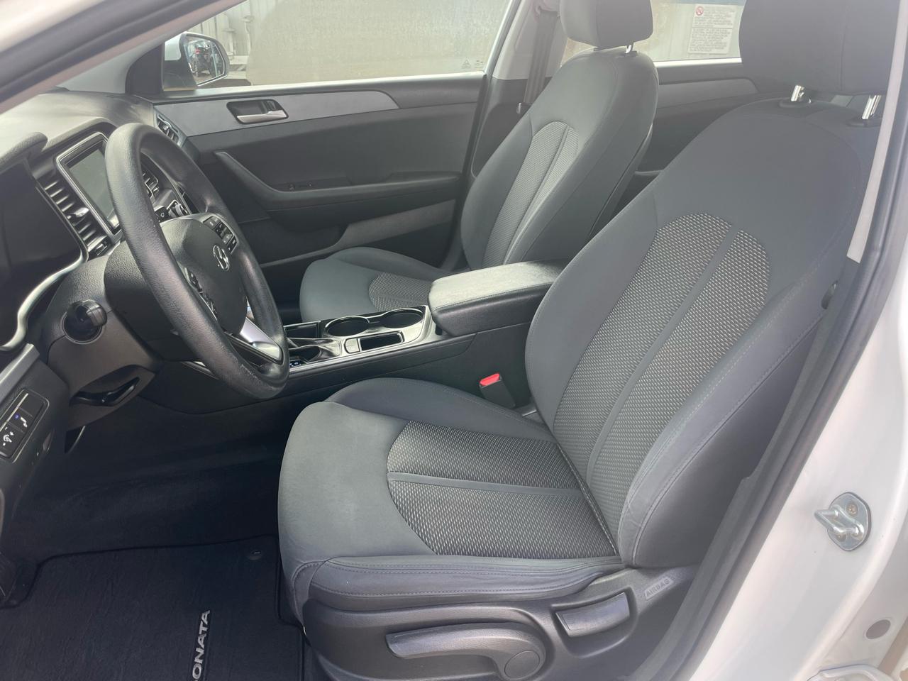 Hyundai Sonata SE 2.4L 2019