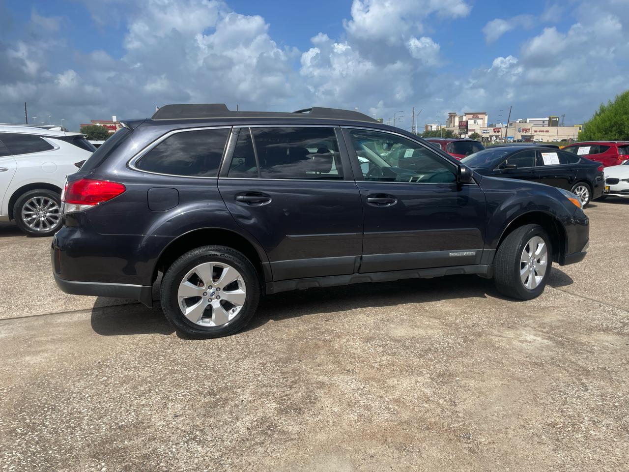 Subaru Outback 4dr Wgn H4 Auto 2.5i Limited 2012