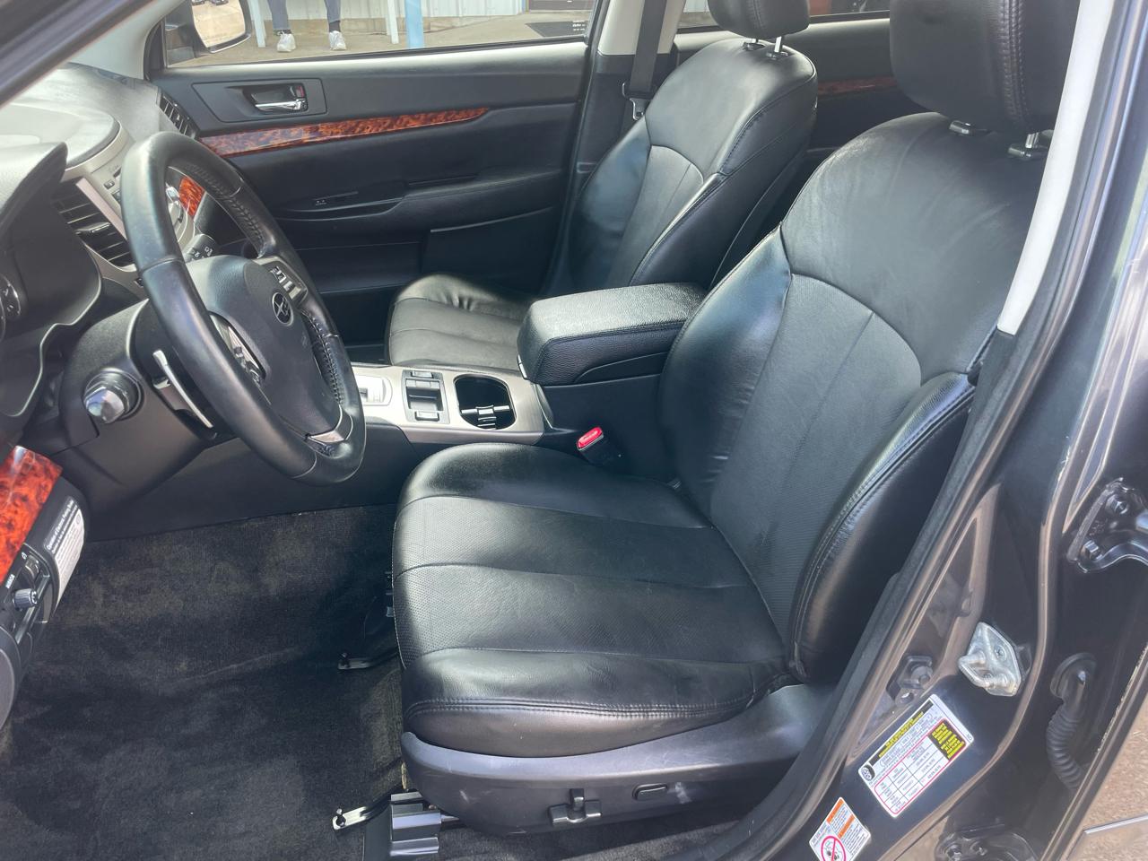 Subaru Outback 4dr Wgn H4 Auto 2.5i Limited 2012