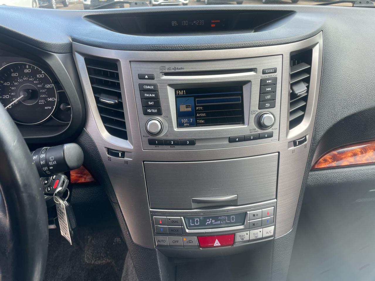 Subaru Outback 4dr Wgn H4 Auto 2.5i Limited 2012