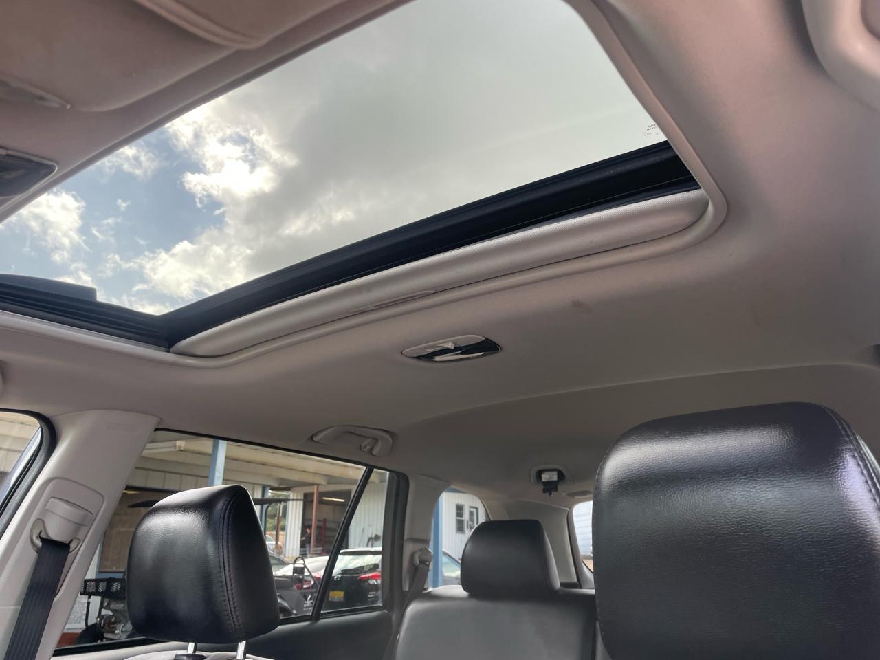 Subaru Outback 4dr Wgn H4 Auto 2.5i Limited 2012