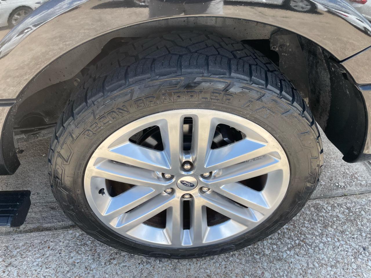 Ford Expedition EL 4WD 4dr Limited 2016