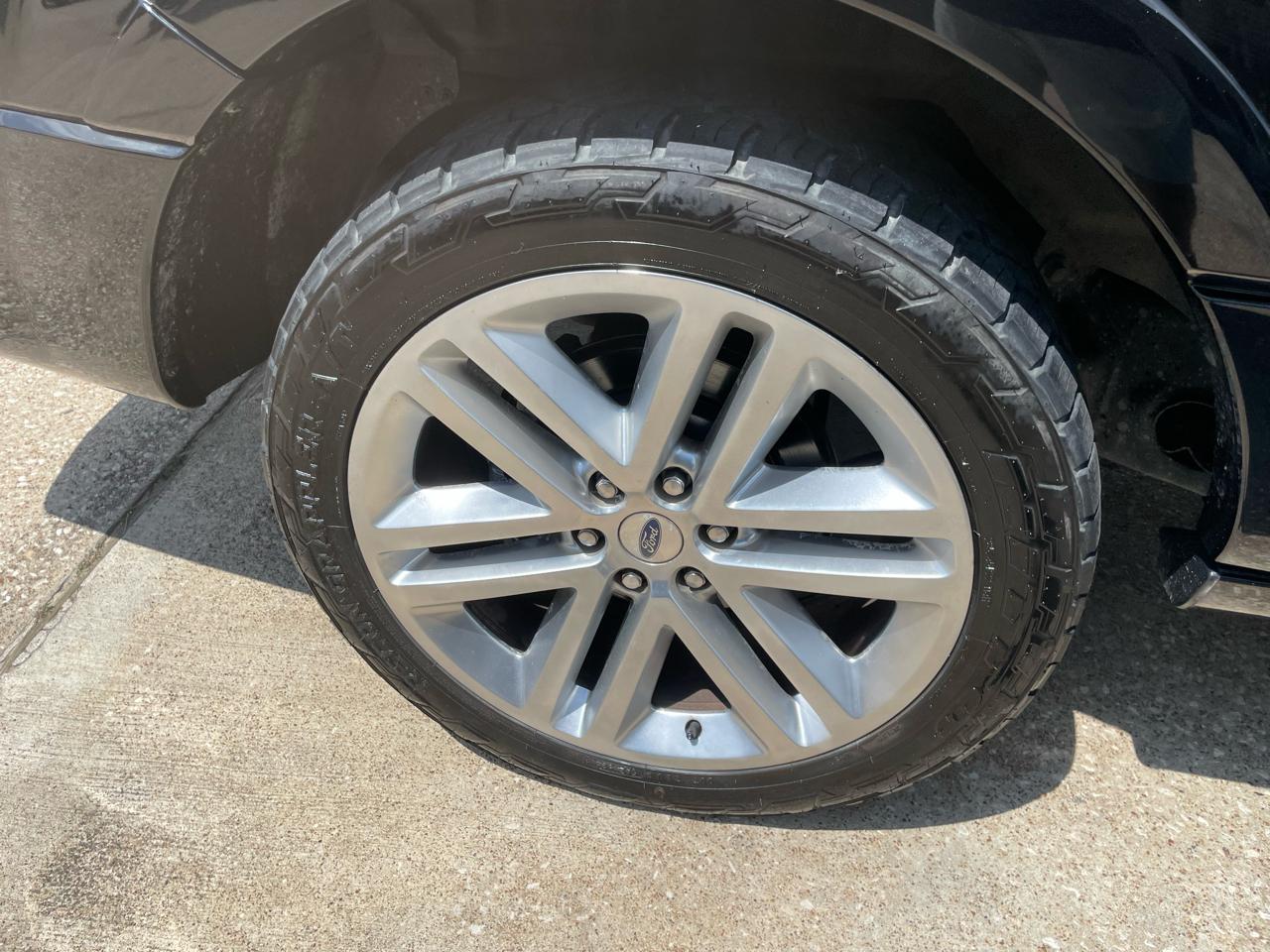 Ford Expedition EL 4WD 4dr Limited 2016