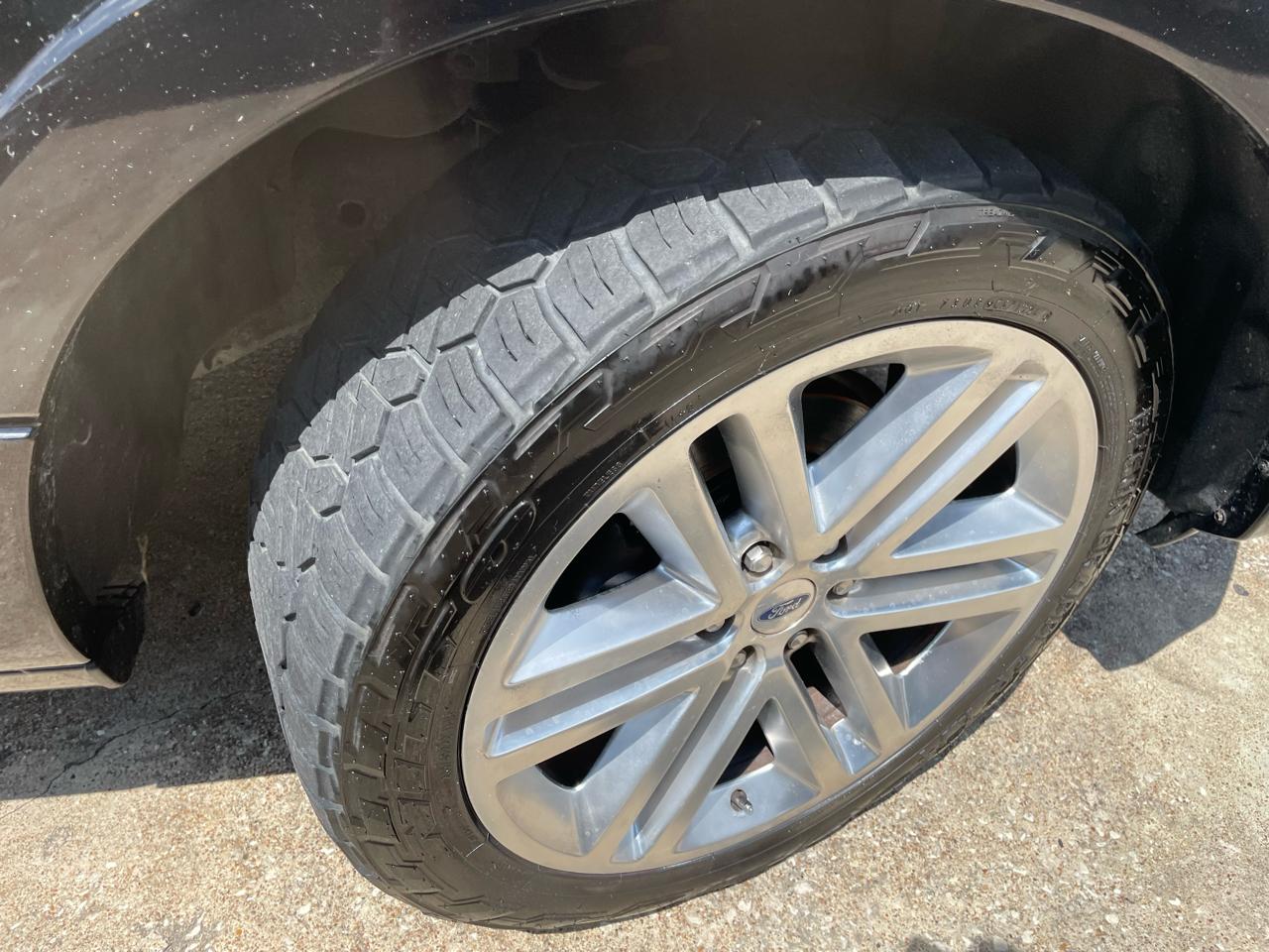 Ford Expedition EL 4WD 4dr Limited 2016