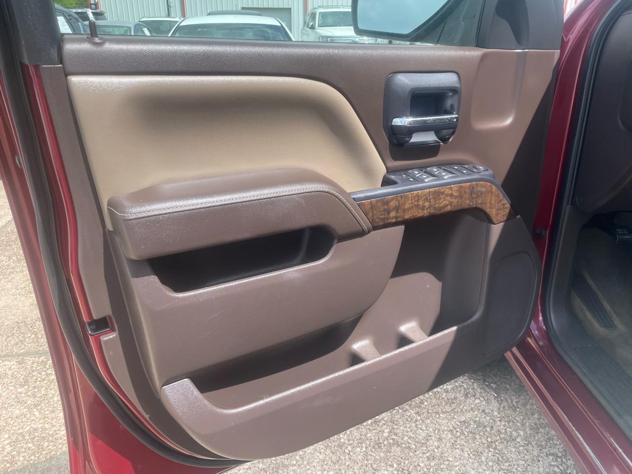 Chevrolet Silverado 1500 2WD Crew Cab 143.5" LT w/1LT 2015