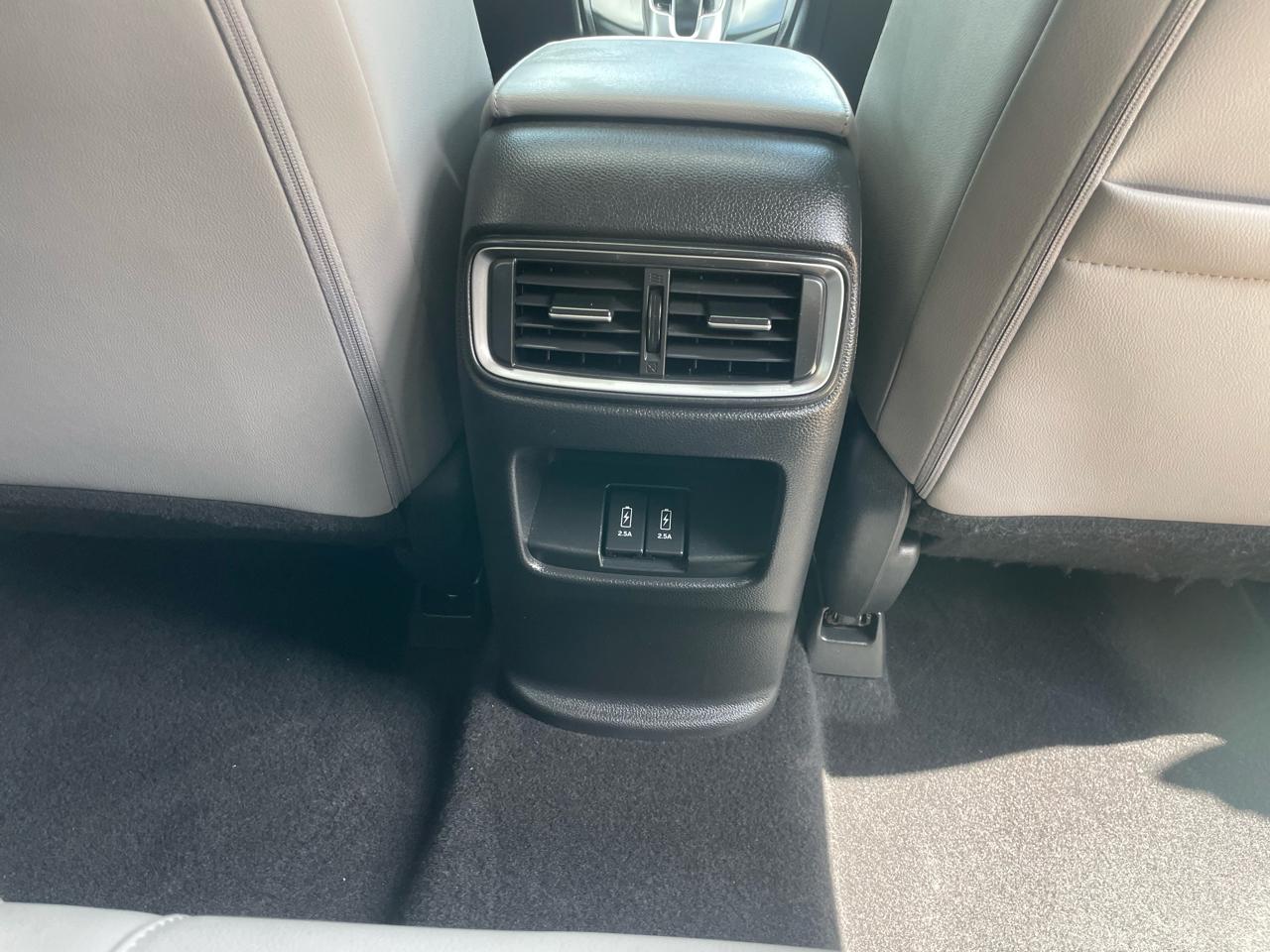 Honda CR-V Touring 2WD 2017