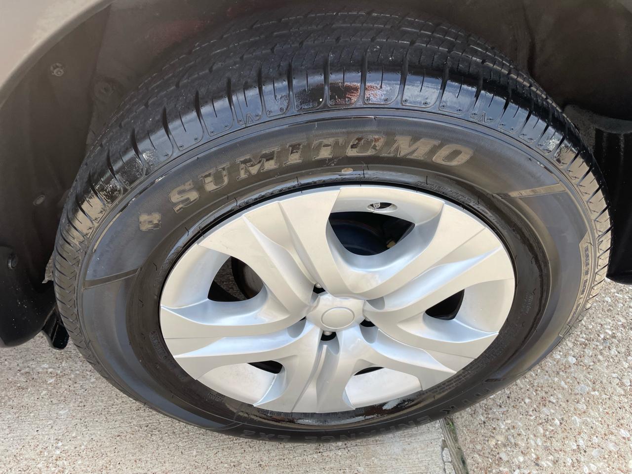 Toyota RAV4 FWD 4dr LE (Natl) 2013