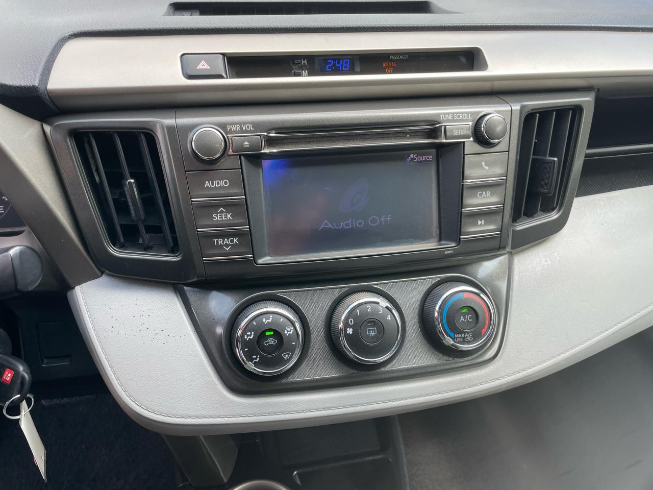 Toyota RAV4 FWD 4dr LE (Natl) 2013