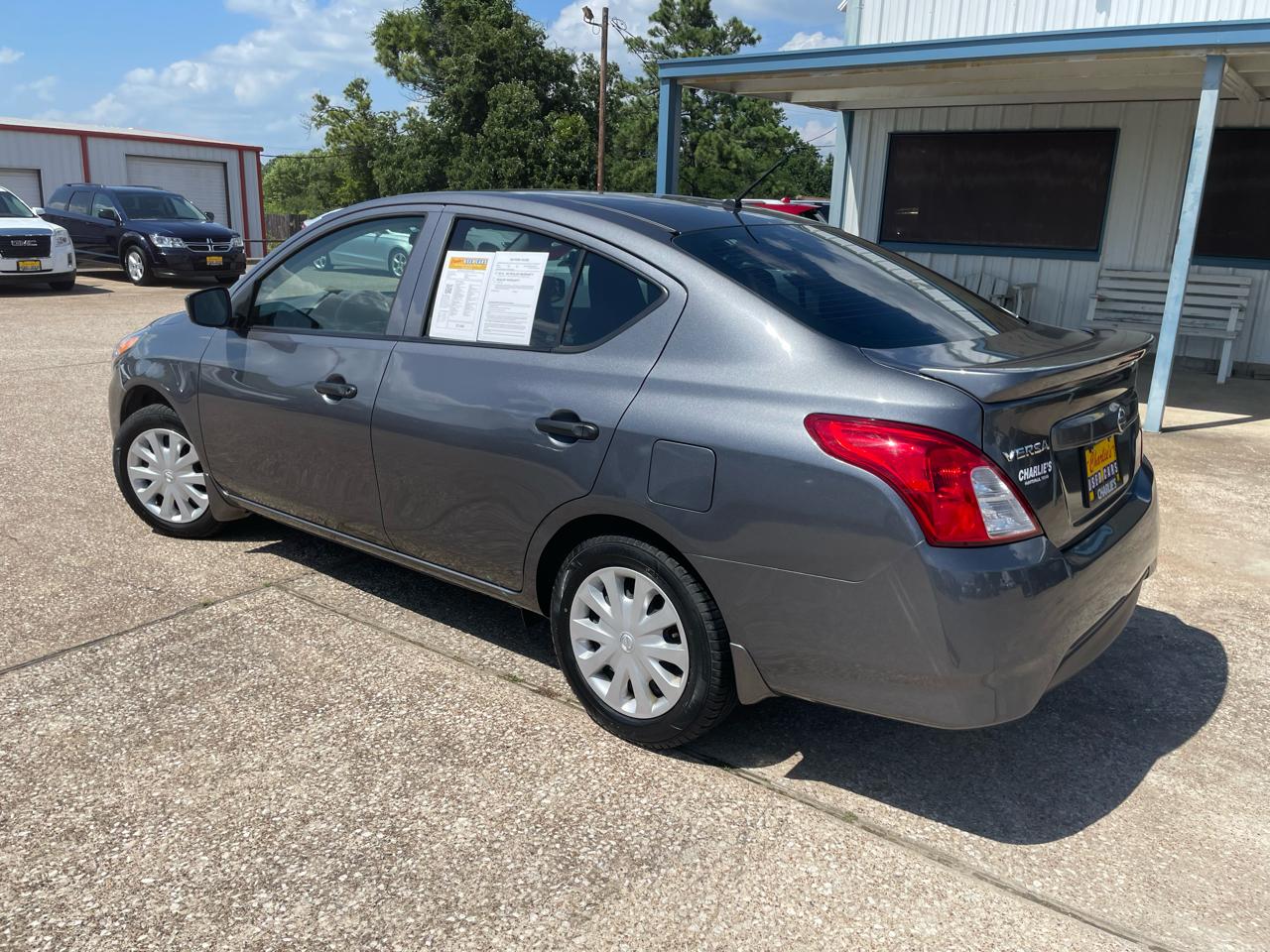 Nissan Versa Sedan S Plus CVT 2017
