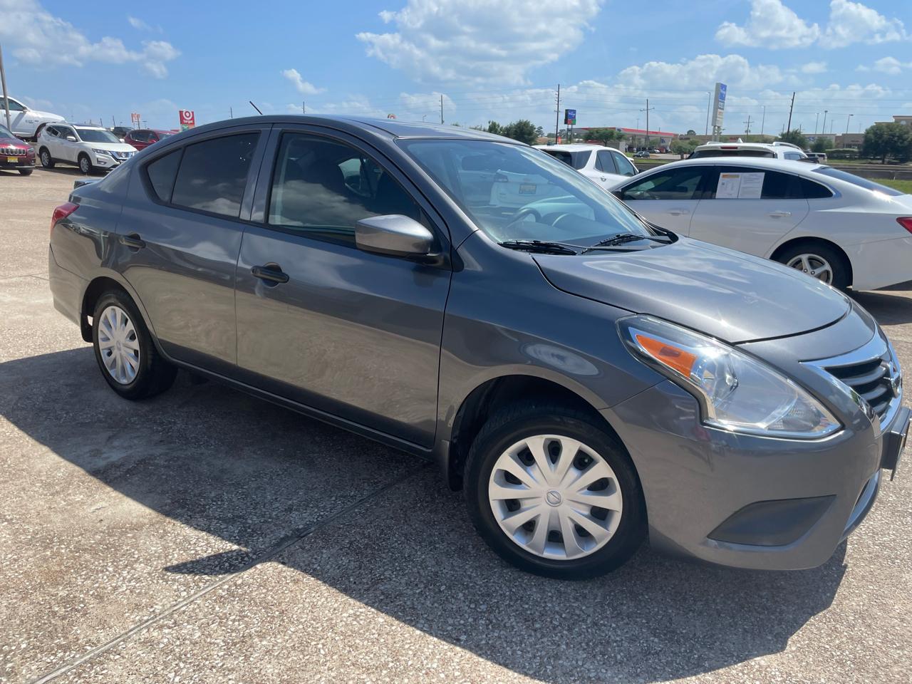 Nissan Versa Sedan S Plus CVT 2017