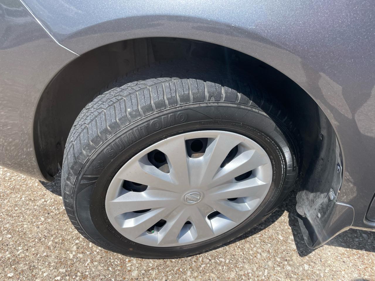 Nissan Versa Sedan S Plus CVT 2017