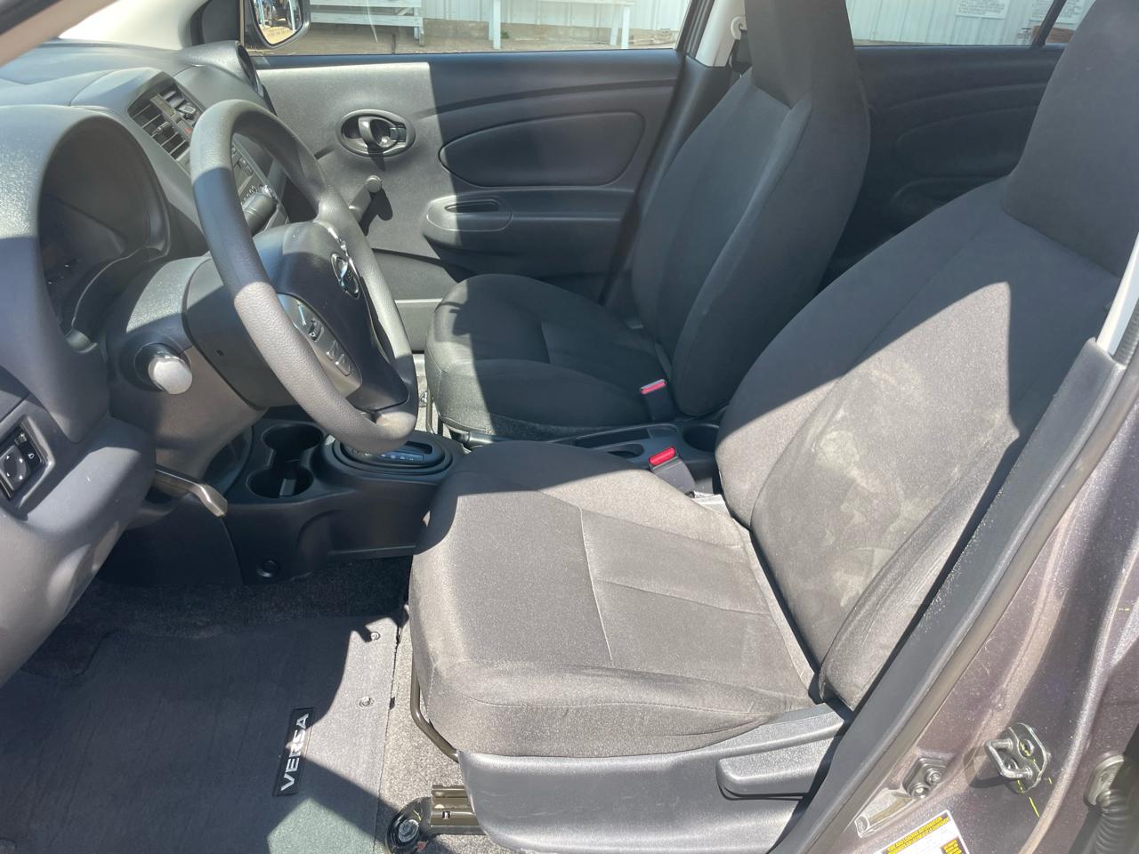 Nissan Versa Sedan S Plus CVT 2017