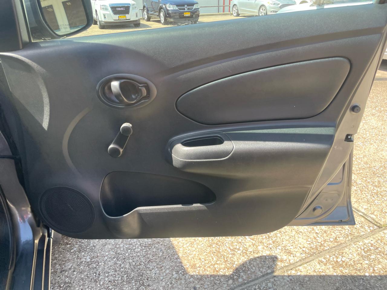 Nissan Versa Sedan S Plus CVT 2017