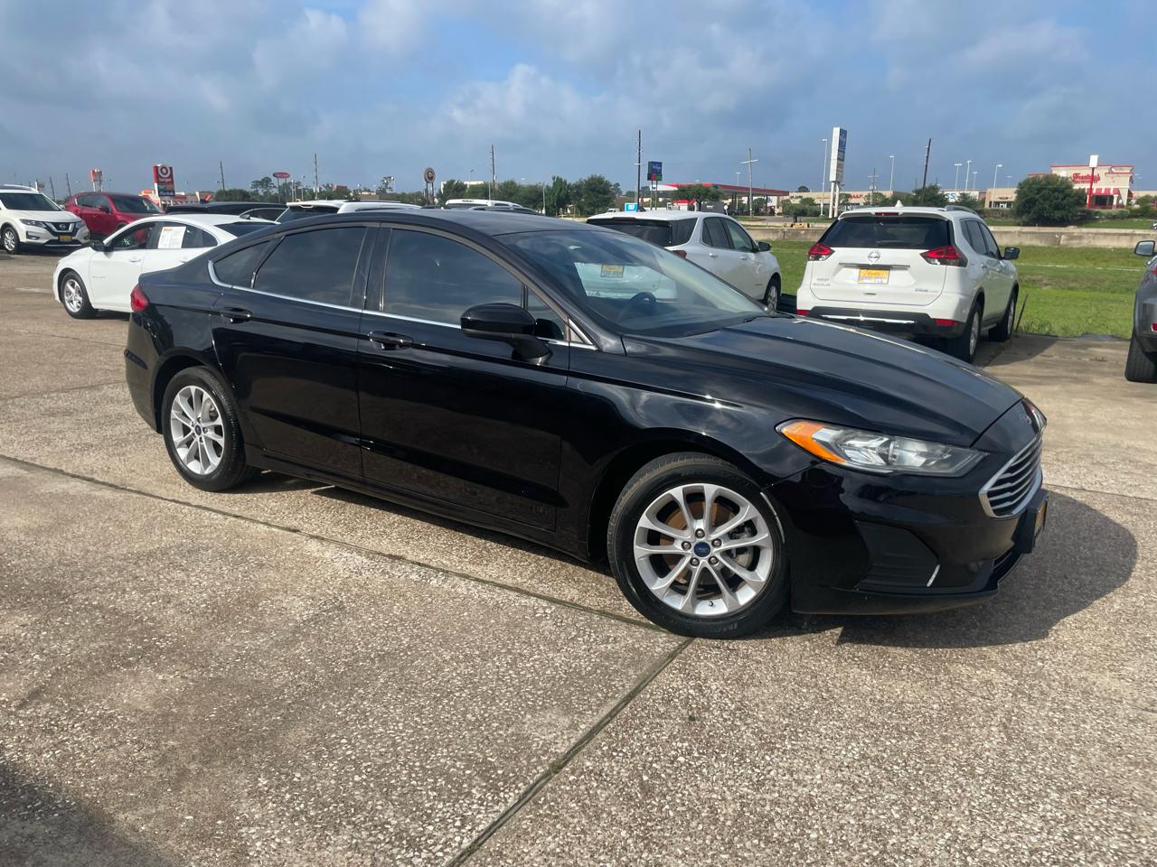 Ford Fusion SE FWD 2020