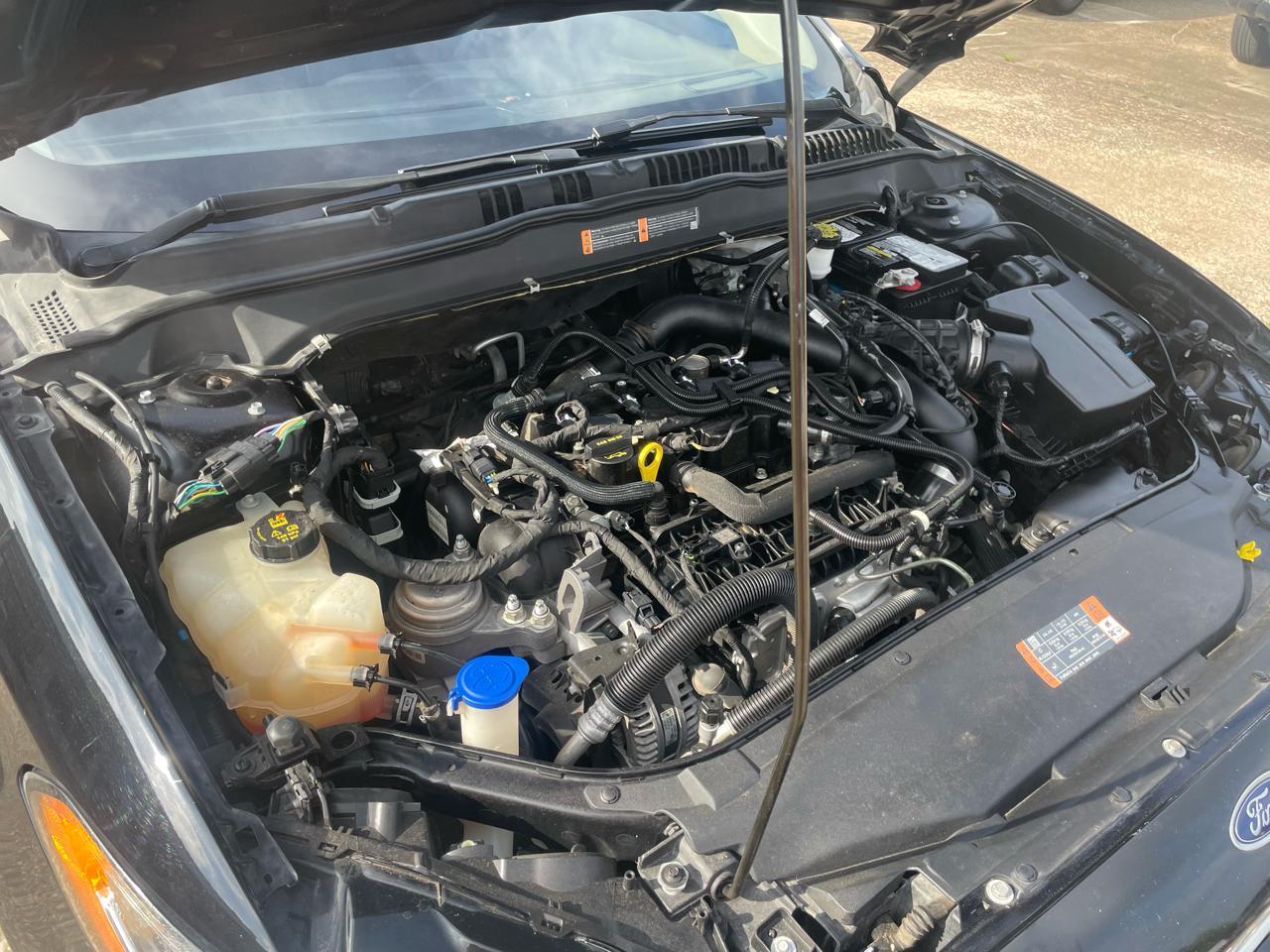 Ford Fusion SE FWD 2020