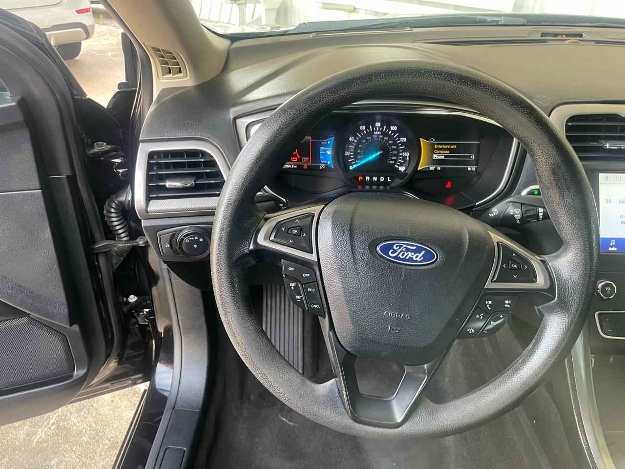 Ford Fusion SE FWD 2020