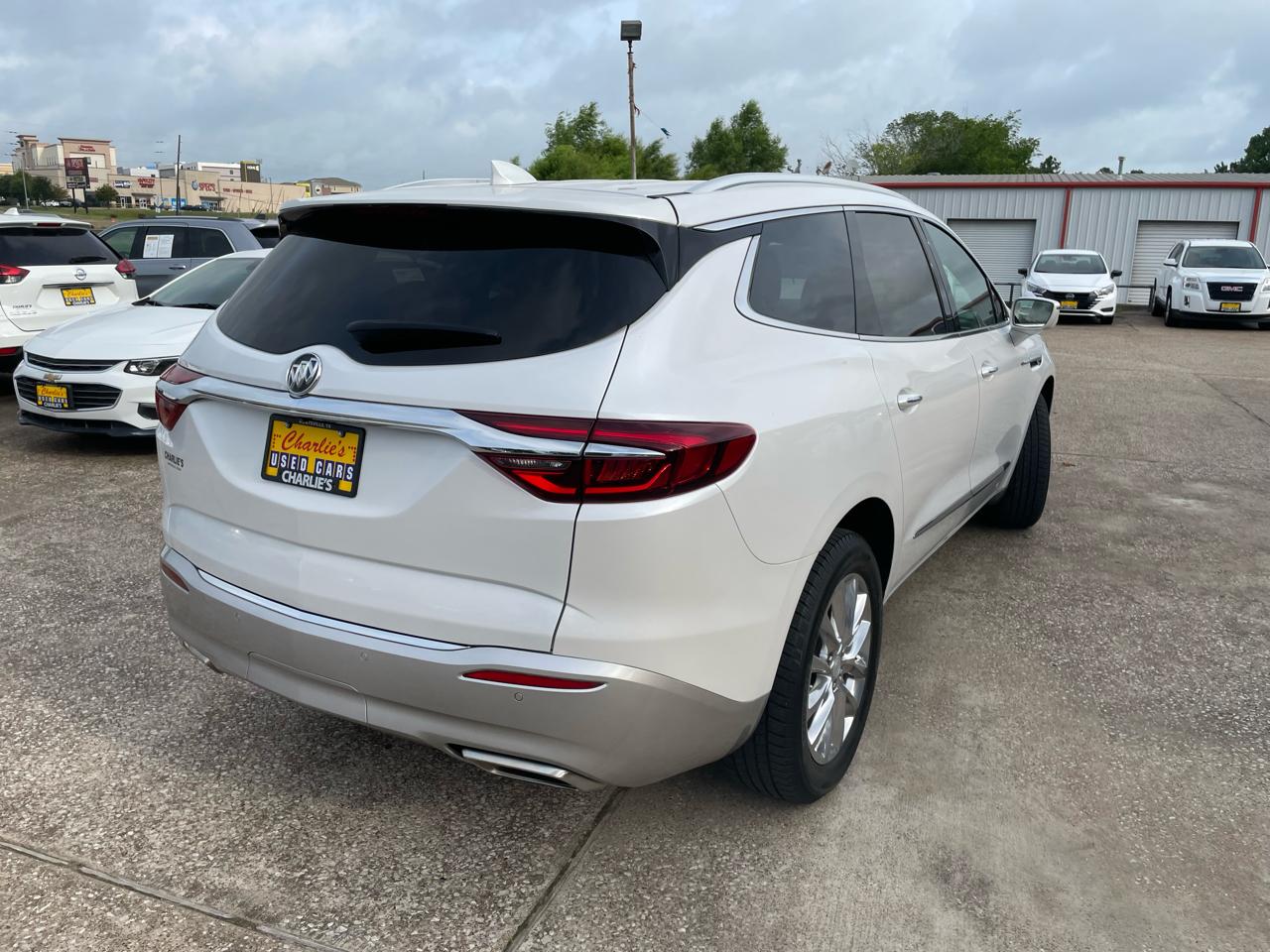 Buick Enclave FWD 4dr Premium 2019