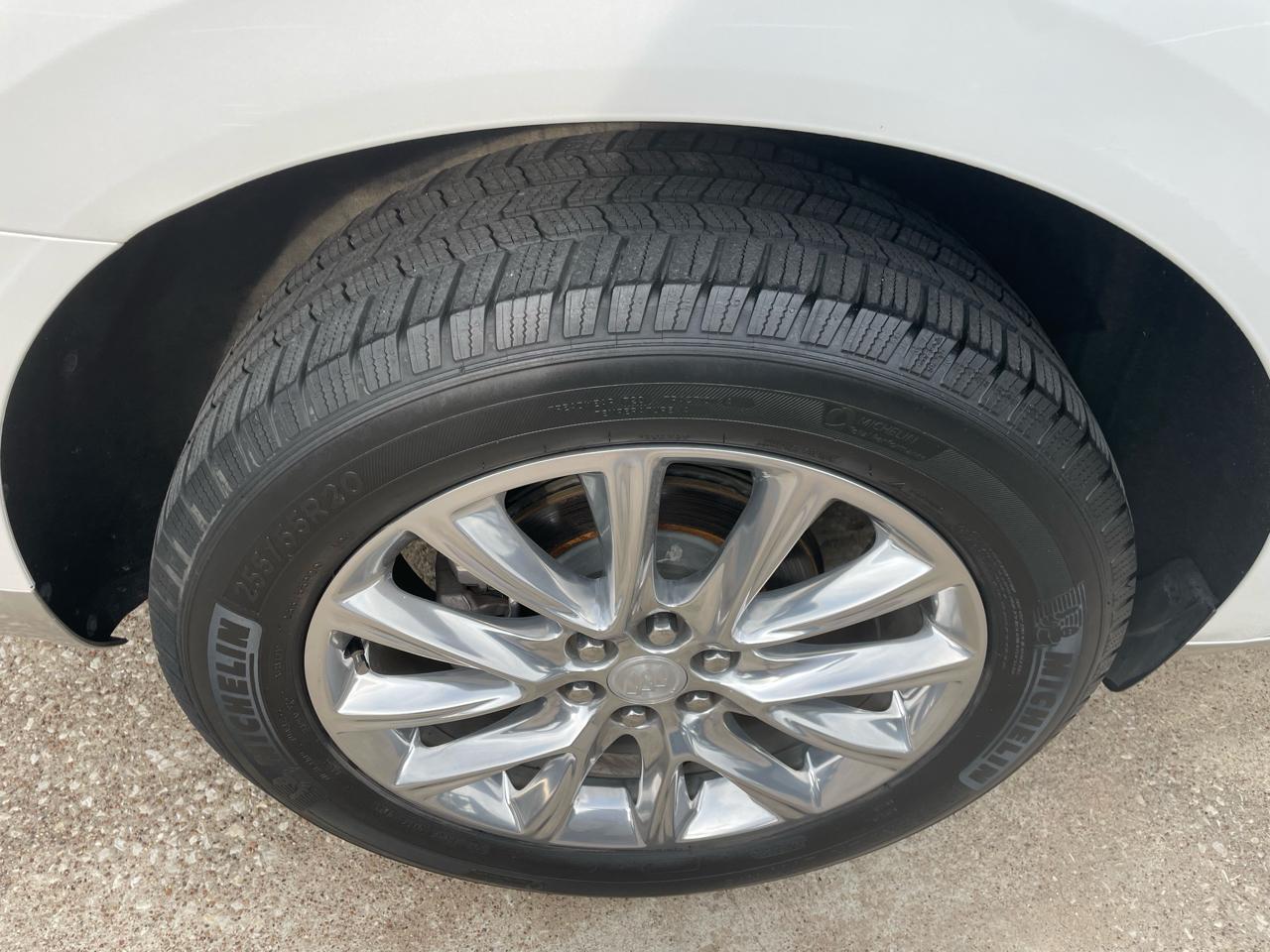 Buick Enclave FWD 4dr Premium 2019