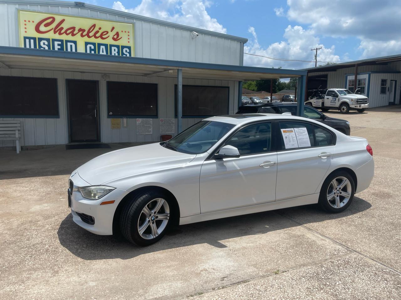 2015 BMW 3 Series 4dr Sdn 320i RWD South Africa
