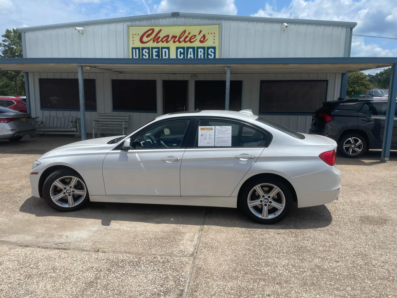 BMW 3 Series 4dr Sdn 320i RWD South Africa 2015