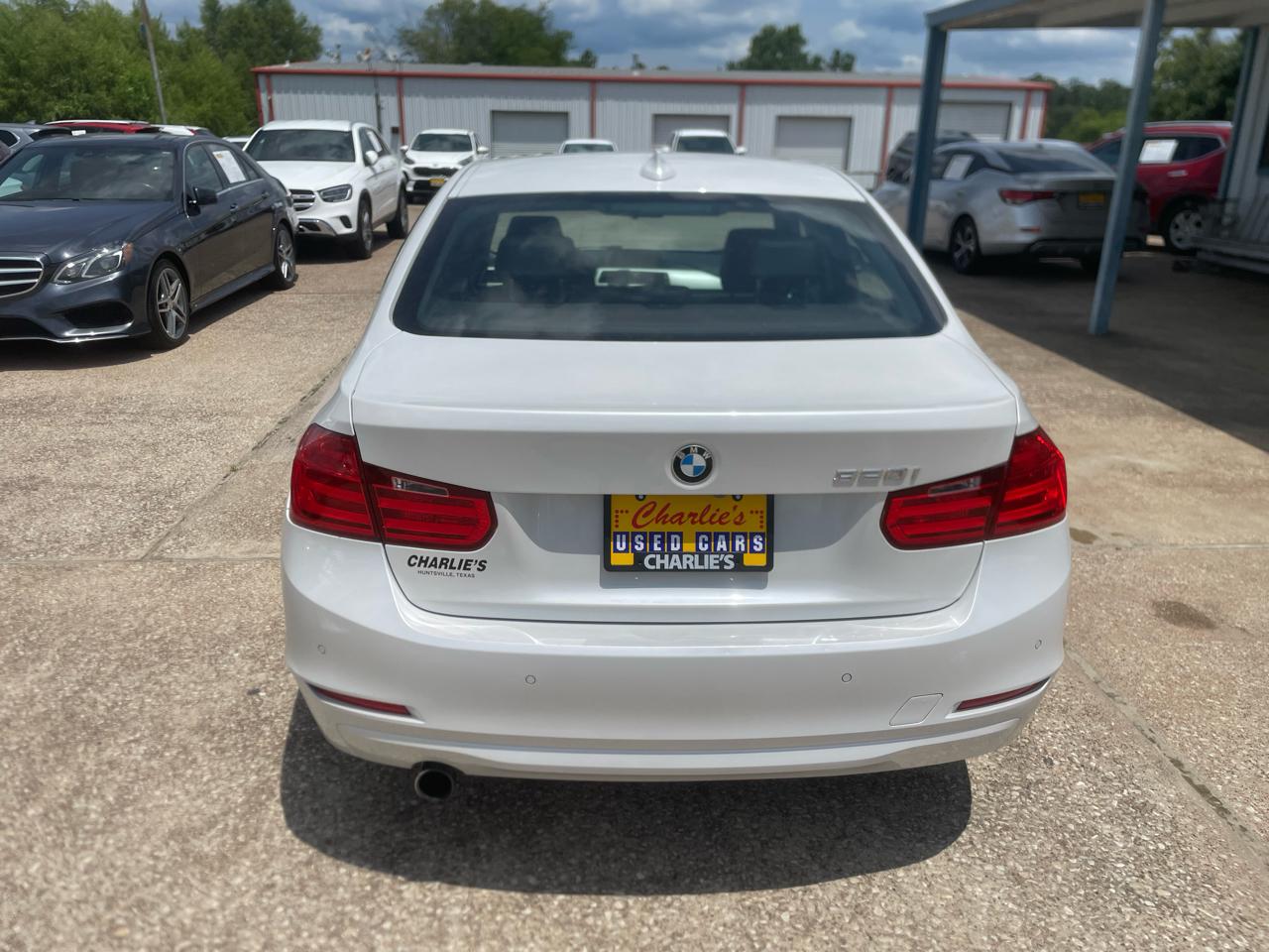 BMW 3 Series 4dr Sdn 320i RWD South Africa 2015