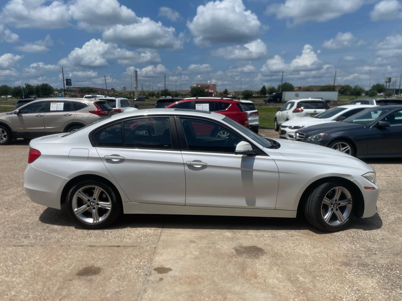 BMW 3 Series 4dr Sdn 320i RWD South Africa 2015