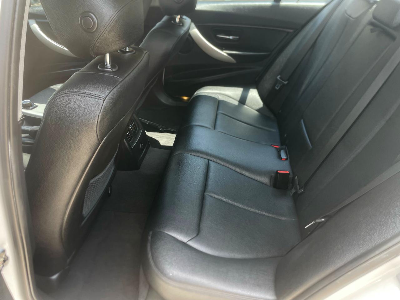 BMW 3 Series 4dr Sdn 320i RWD South Africa 2015