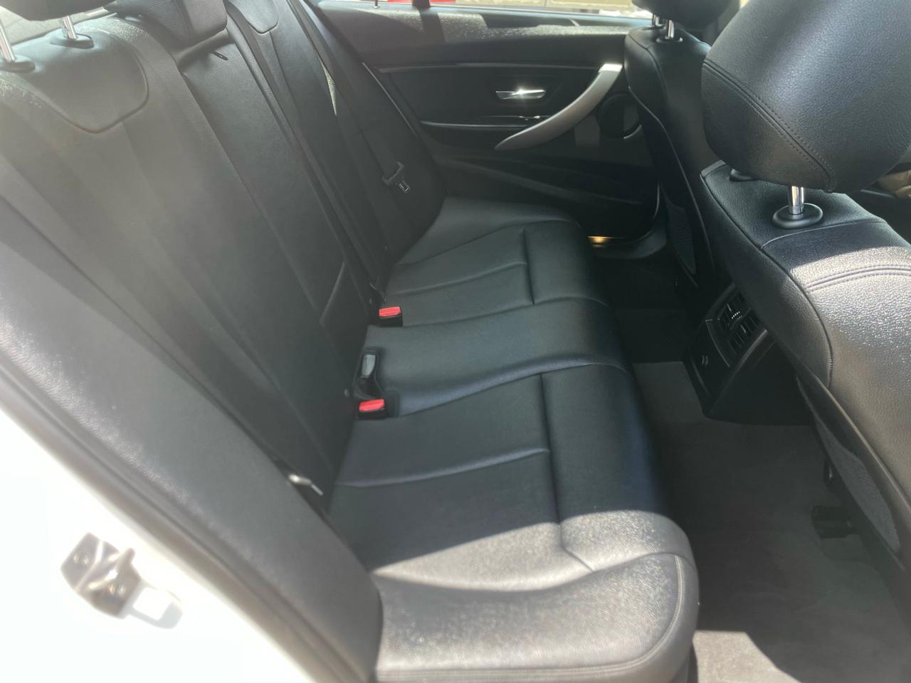 BMW 3 Series 4dr Sdn 320i RWD South Africa 2015