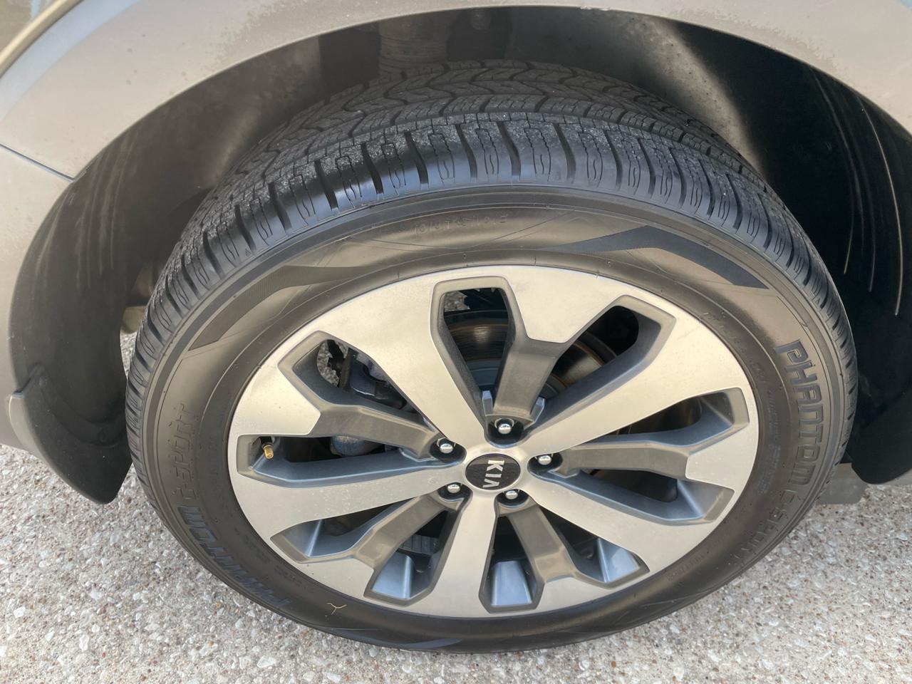 Kia Telluride S FWD 2020