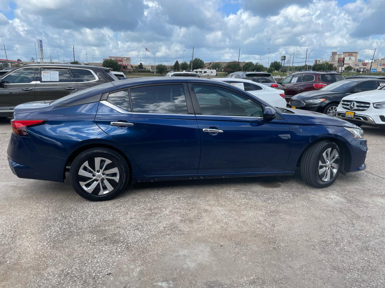 Nissan Altima 2.5 S Sedan 2020