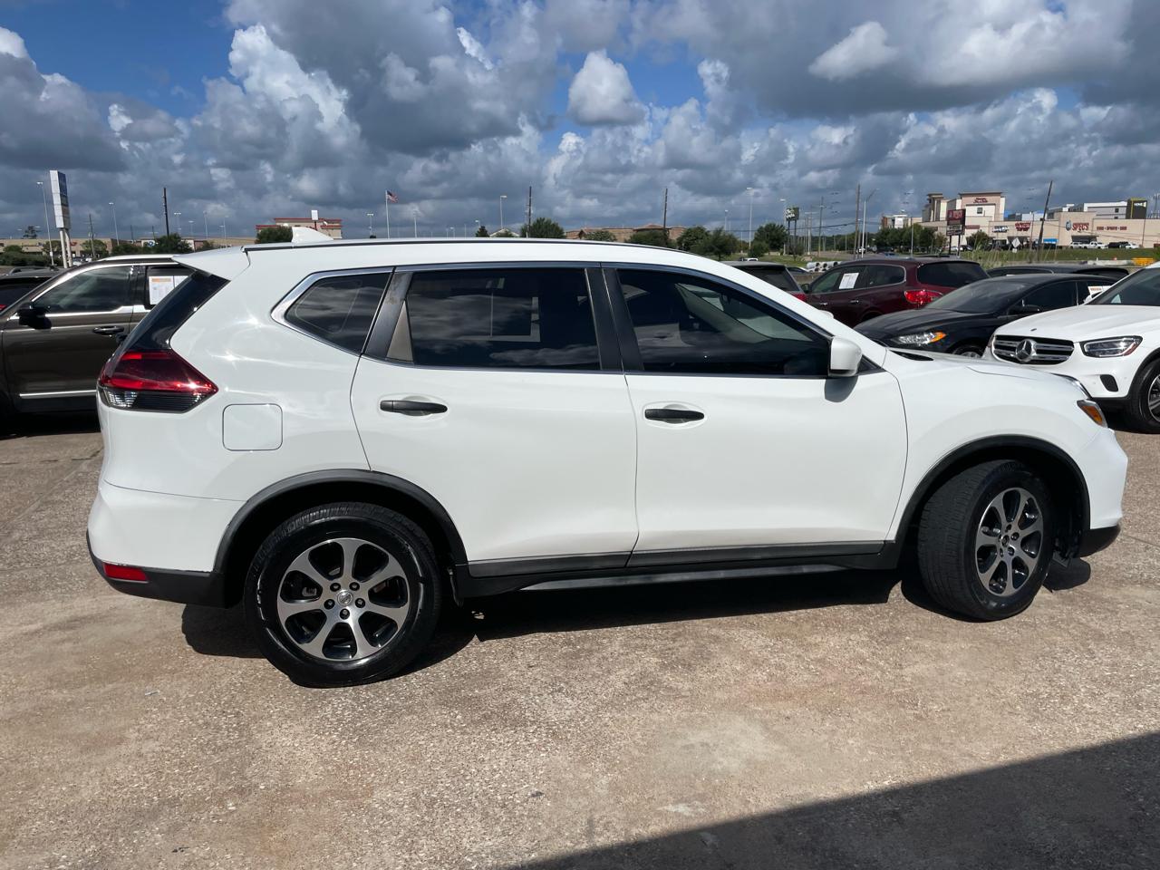 Nissan Rogue FWD S 2018