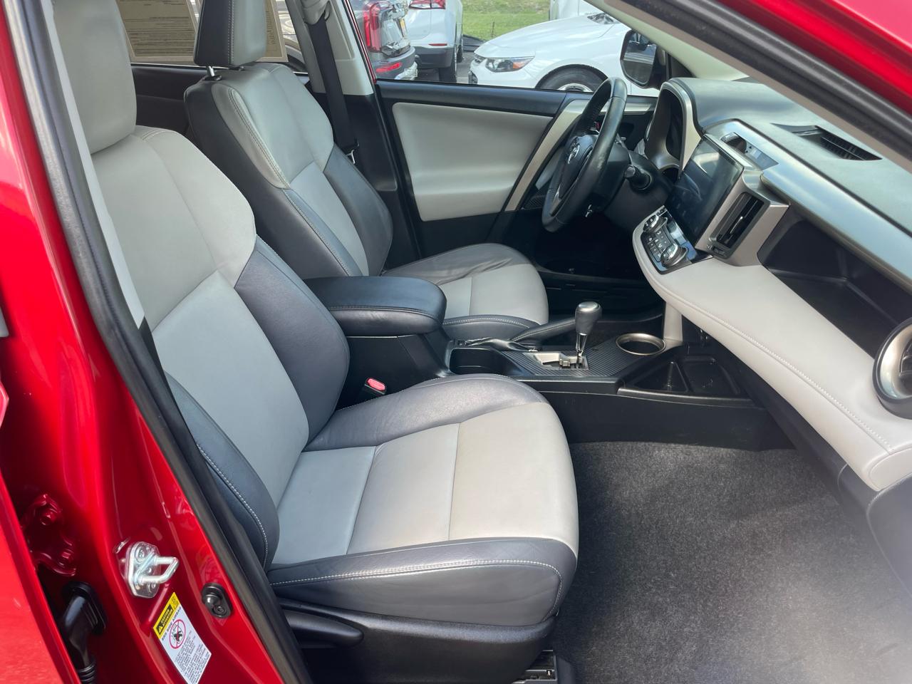 Toyota RAV4 FWD 4dr Limited (Natl) 2014