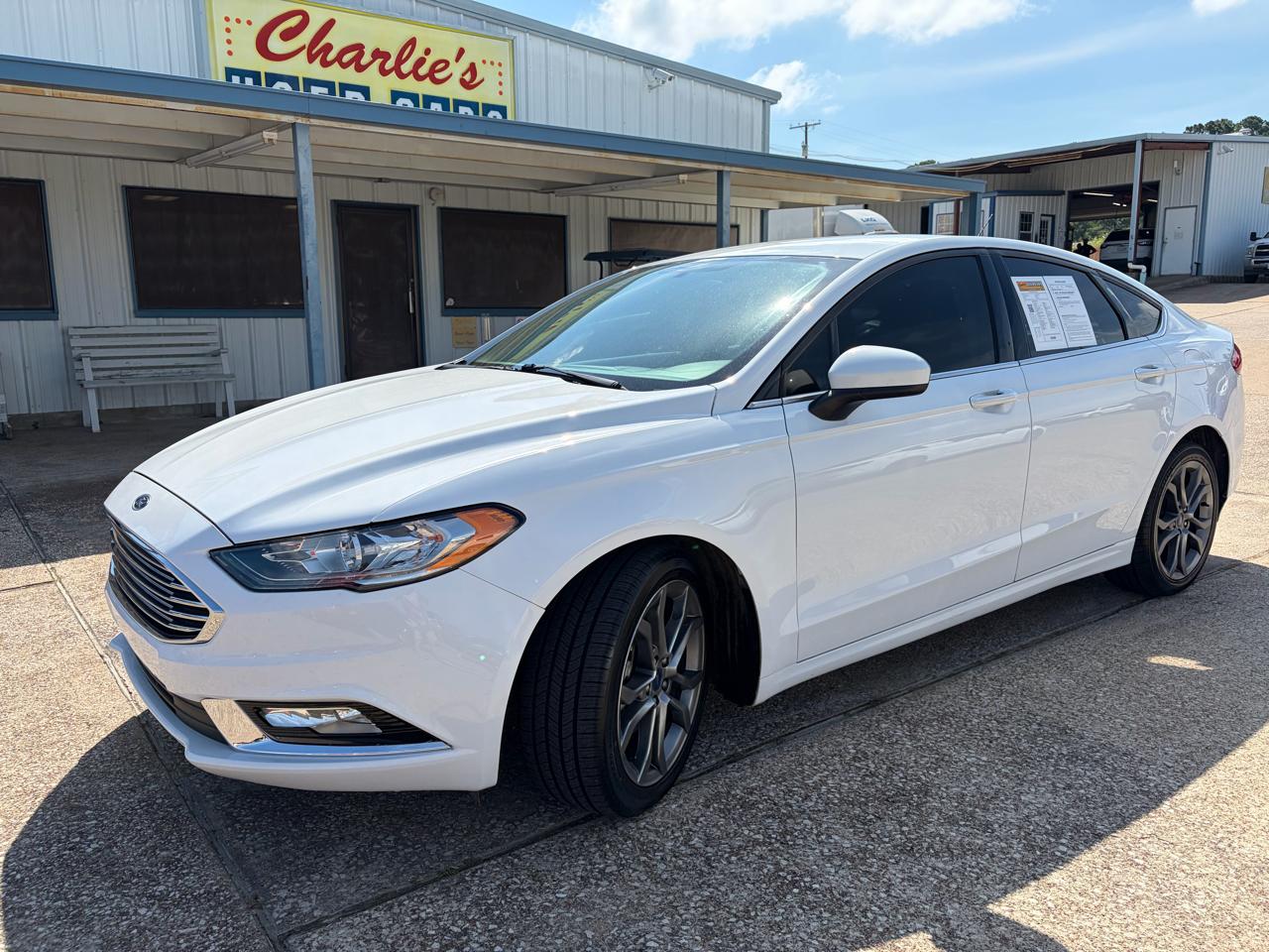 2017 Ford Fusion SE FWD