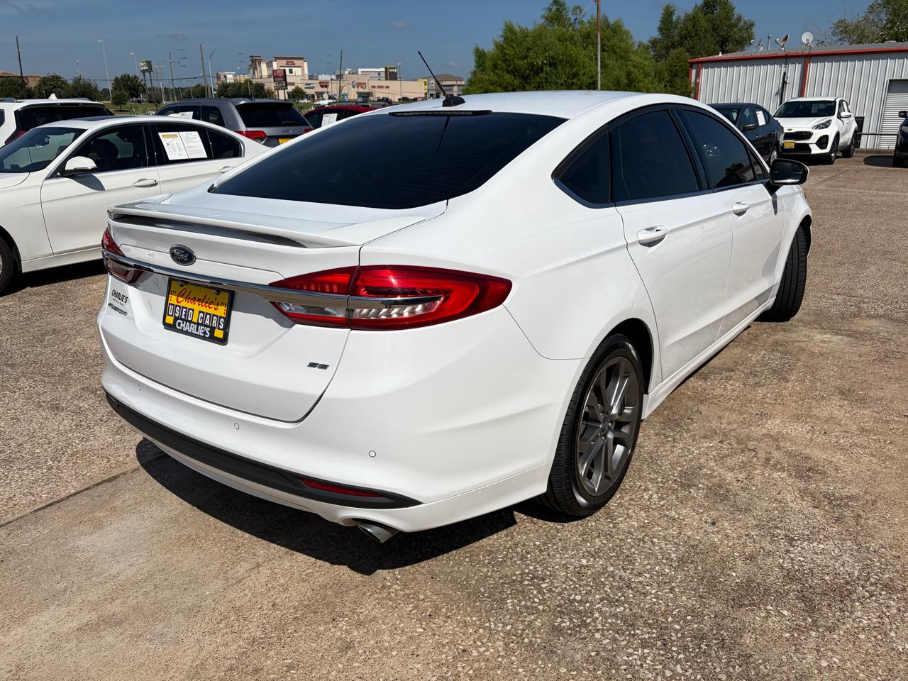 Ford Fusion SE FWD 2017