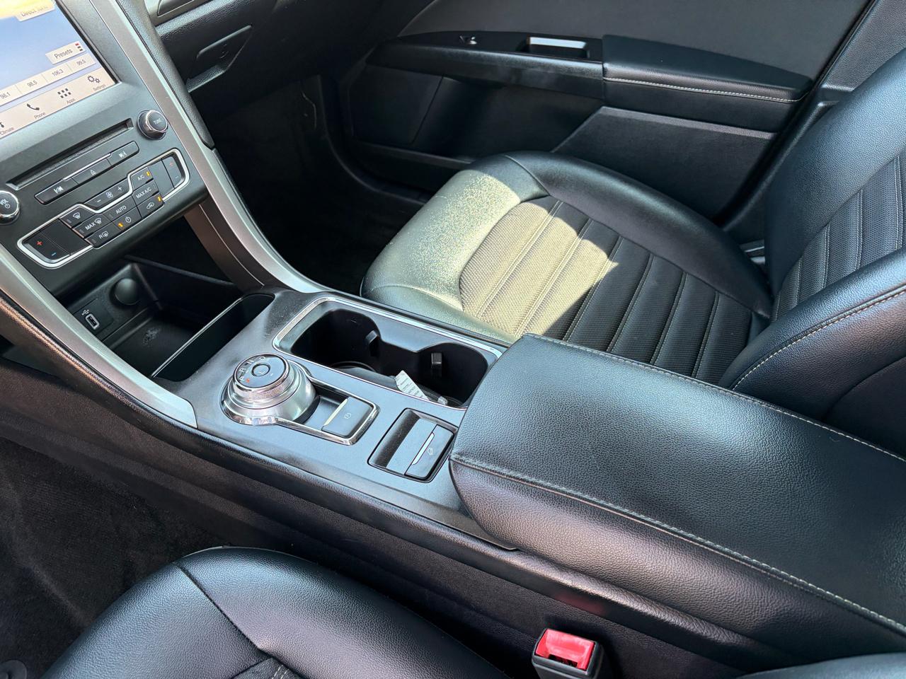 Ford Fusion SE FWD 2017
