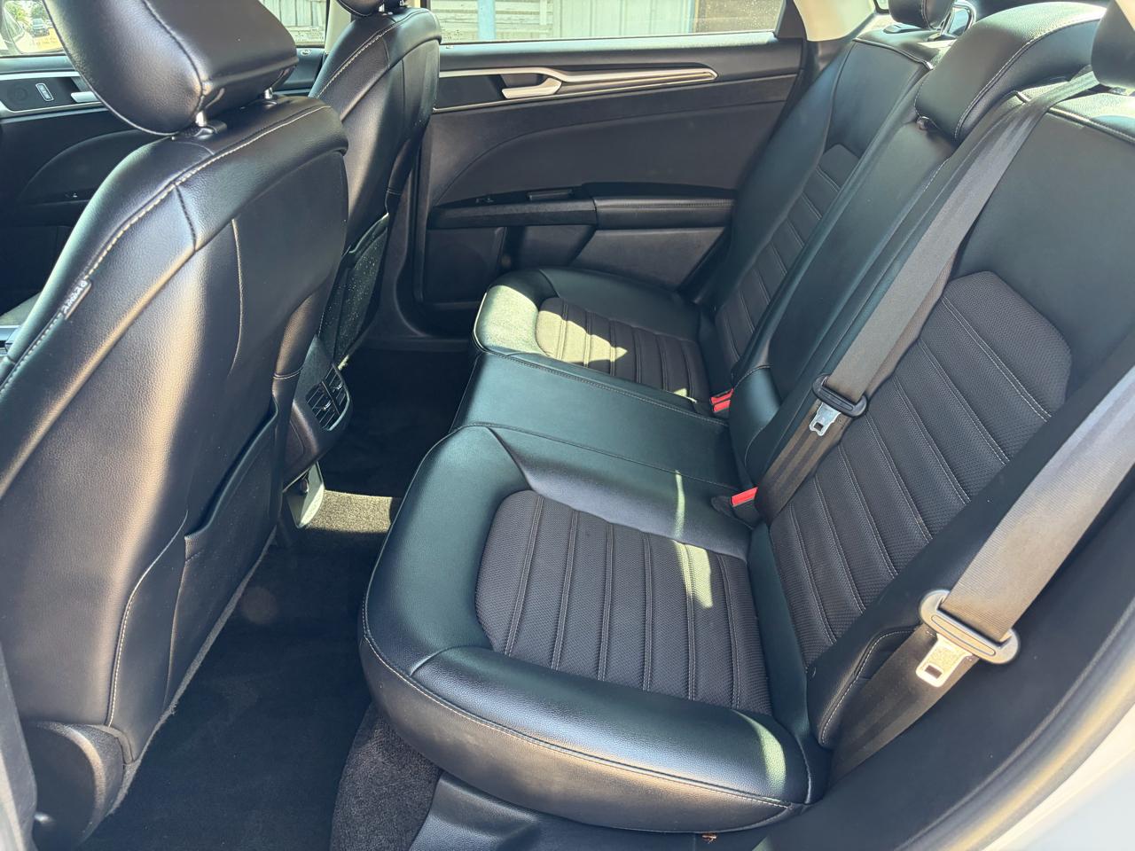 Ford Fusion SE FWD 2017