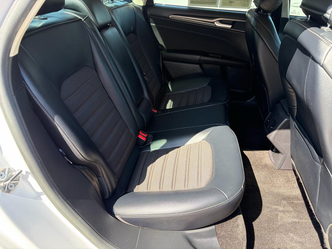 Ford Fusion SE FWD 2017