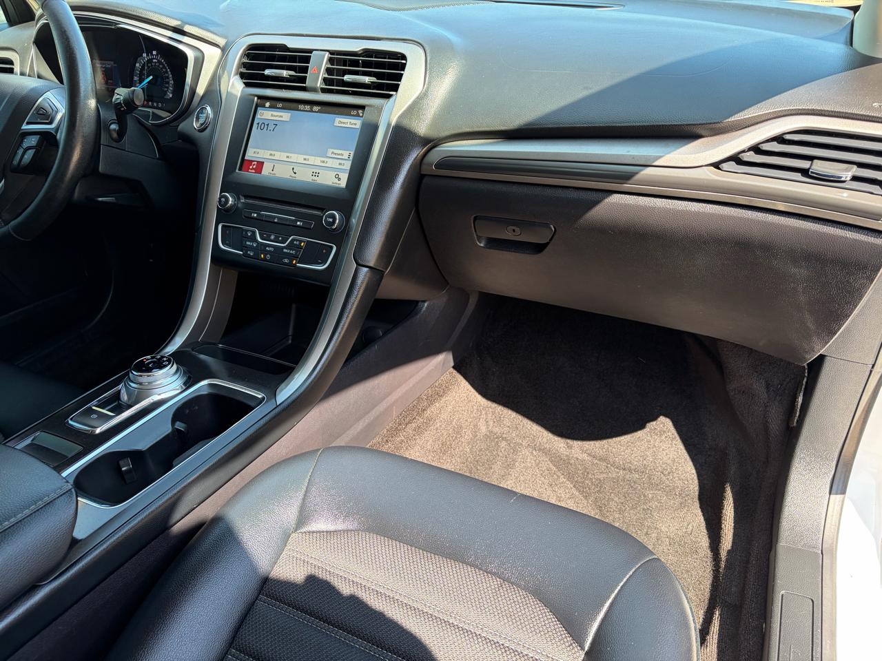 Ford Fusion SE FWD 2017